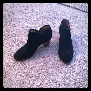 Jack Rogers scalloped booties